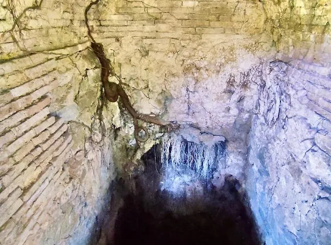 Fonte Degna - E Sito Storico Lodge Citerna